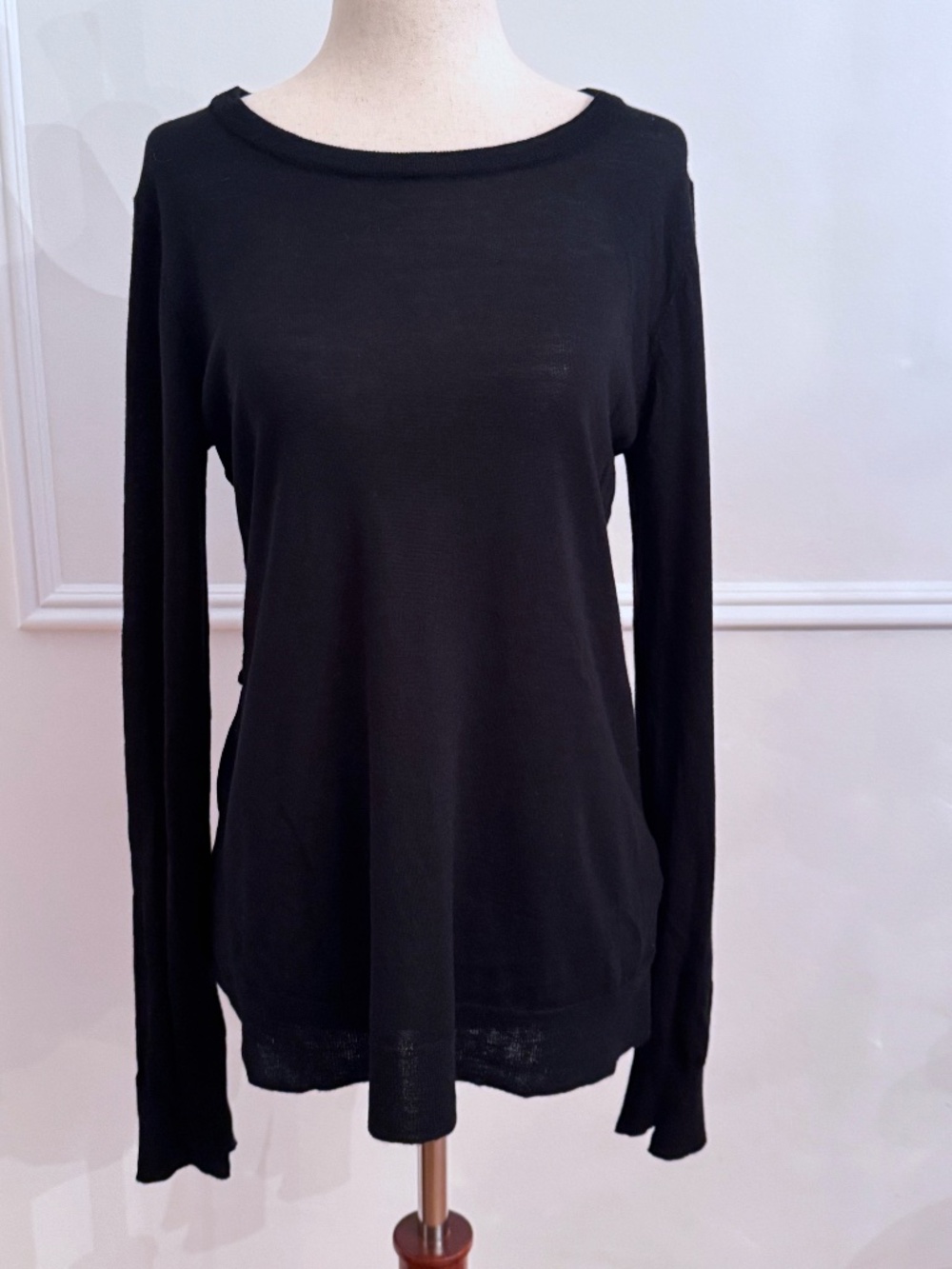 A.L.C. 100% Merino Wool Asymmetric Draped Hem Long Sleeve Top Sz M